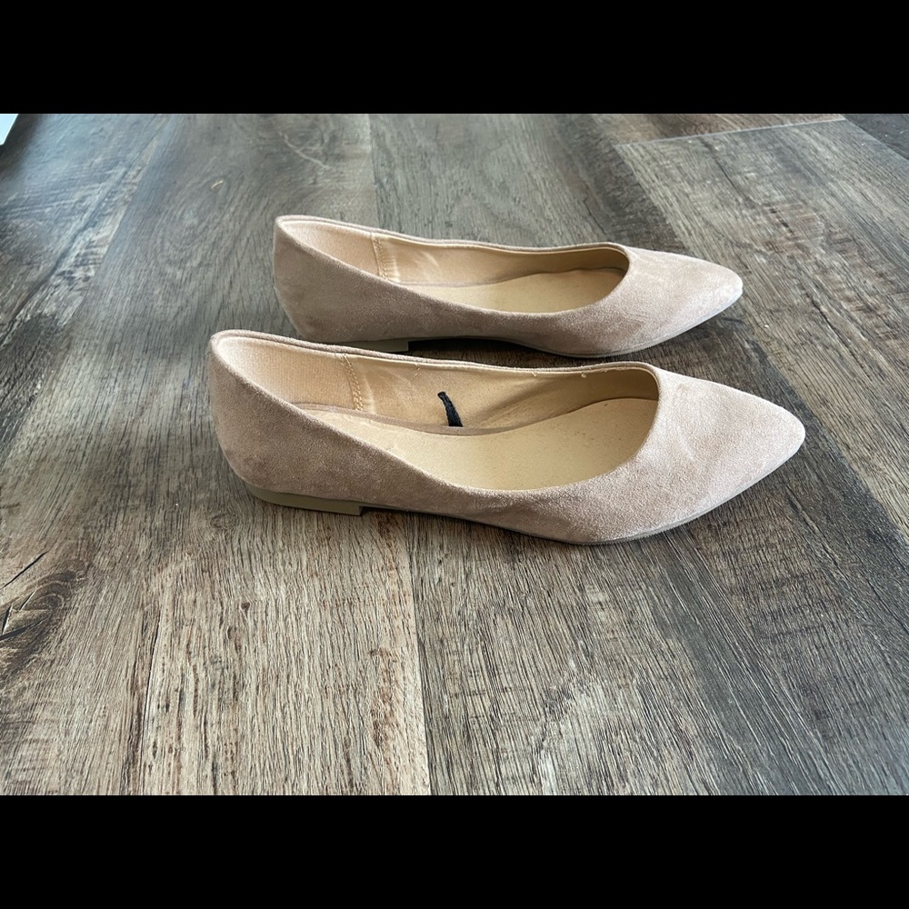 Casual / Dressy Suede Flats 🤎